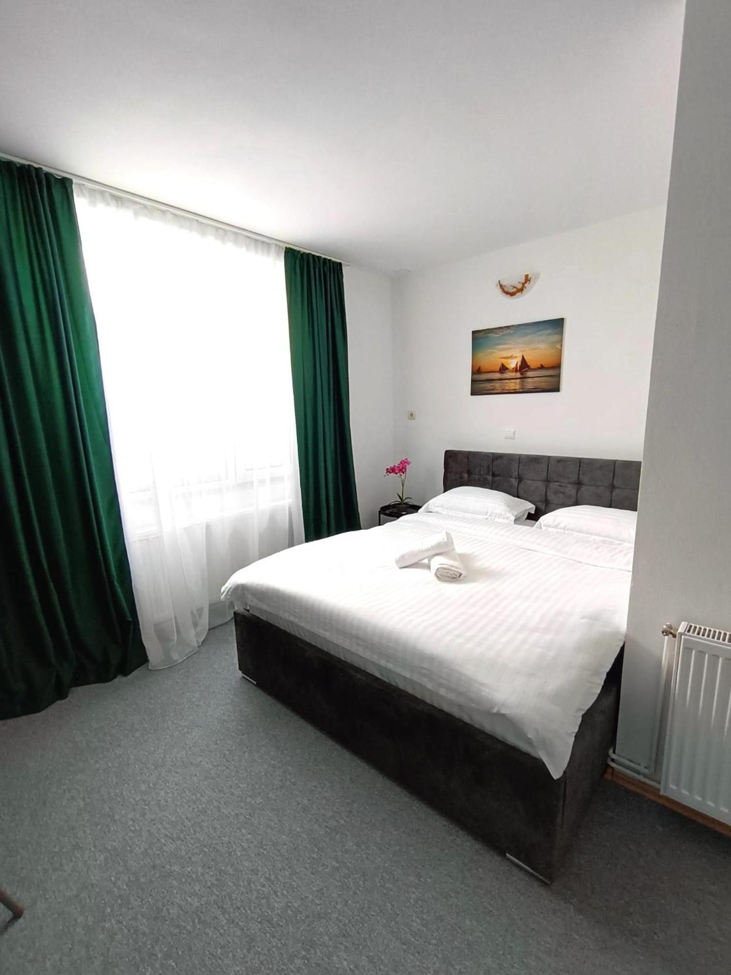 Chic Boutique Dumbrava Apartment Sibiu Exterior foto